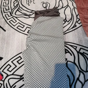 Tiktok leggings  - Tiktok leggings!! Gråvit, kända leggings över internet. 