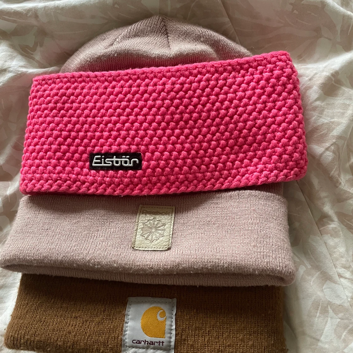 Ullmössa Carhartt & Reebok