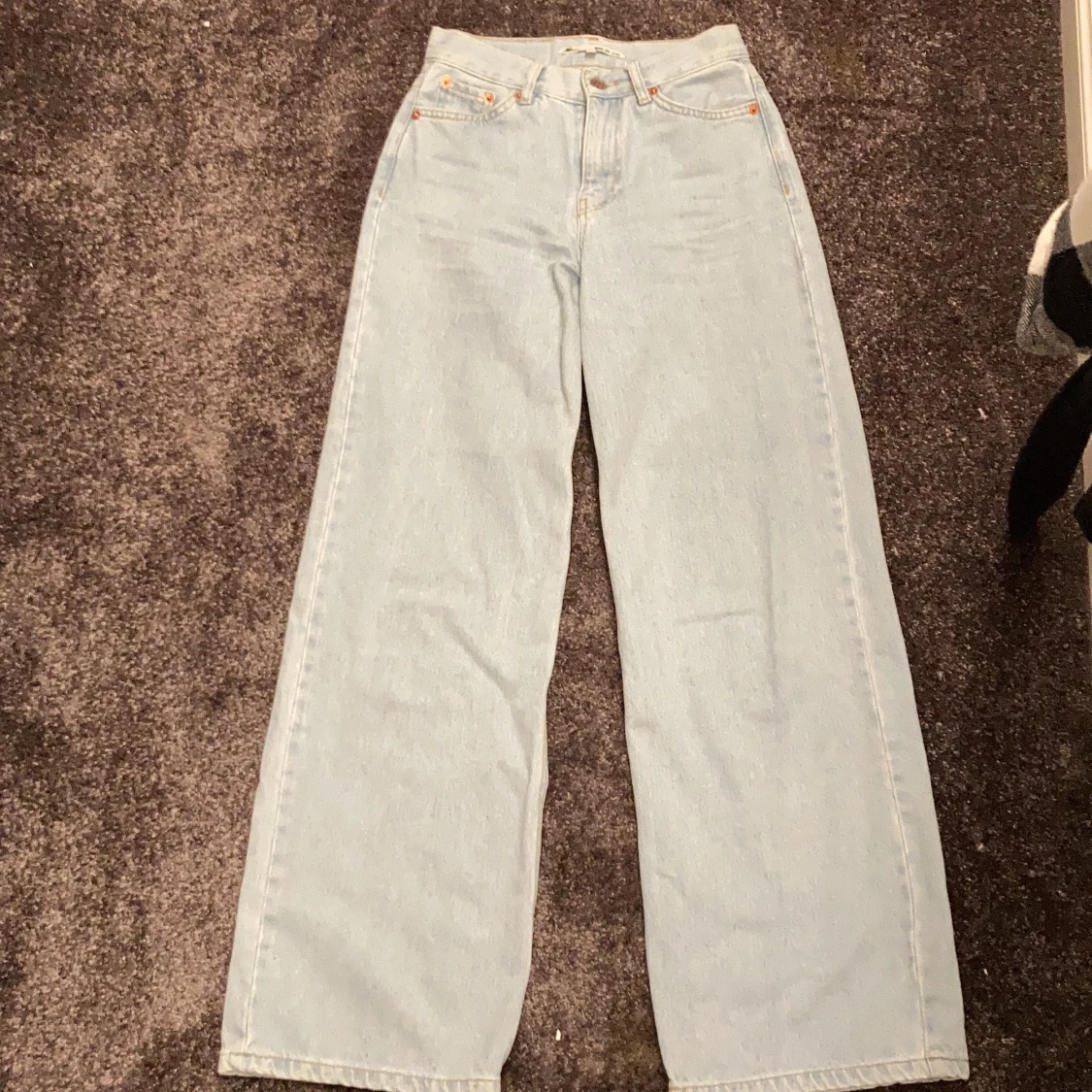 Ljusblå jeans storlek 25-xs - 90