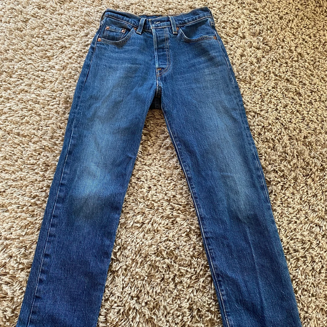 Mörkblå jeans raka - 90