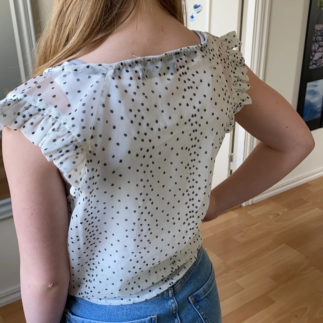 Vit prickig tröja från VILA, storlek M - 91