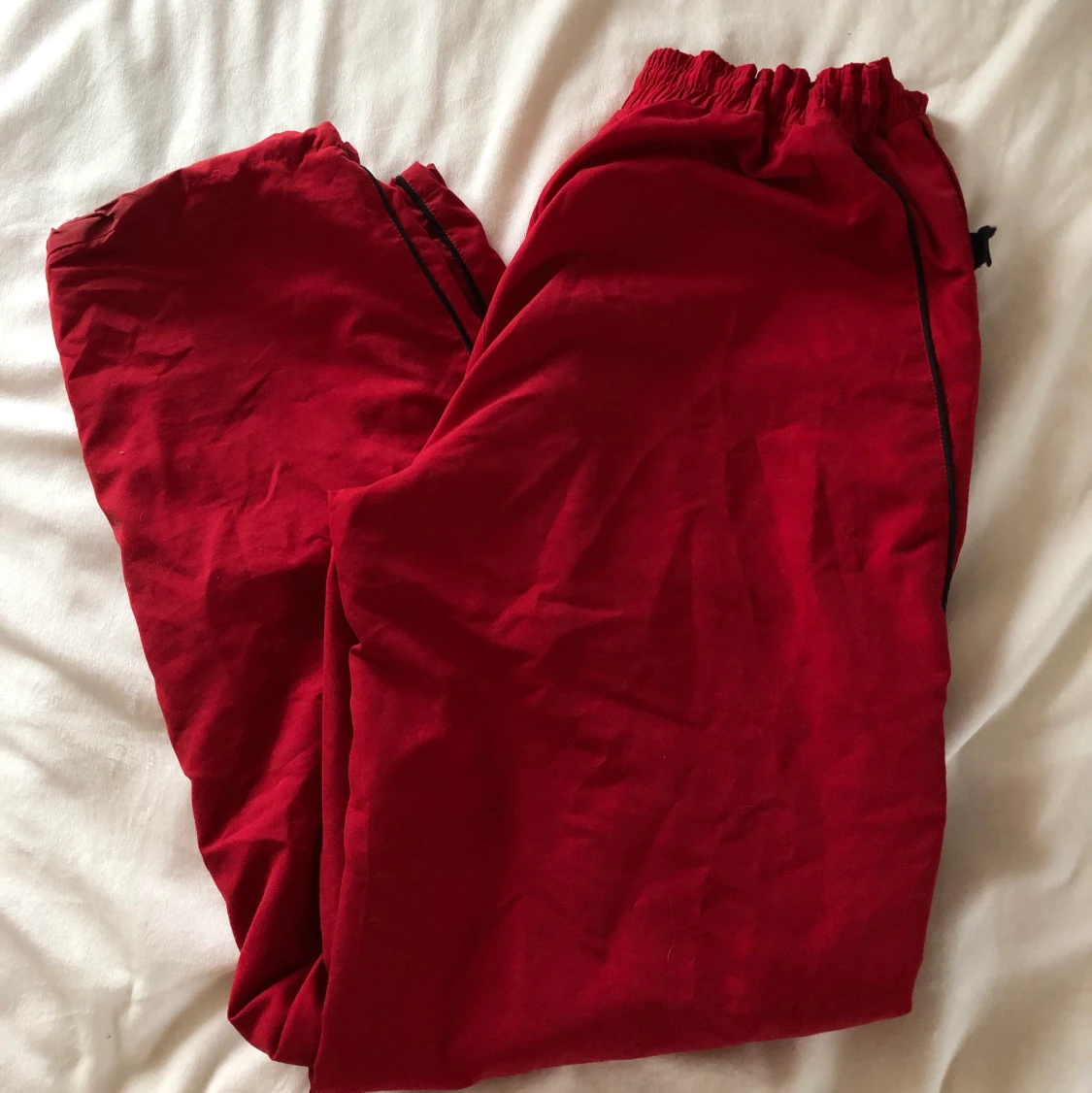 Röda byxor - 90