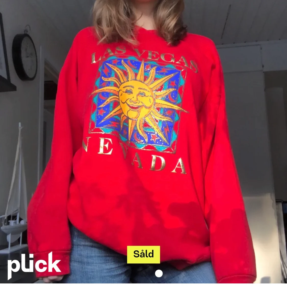Röd sweatshirt