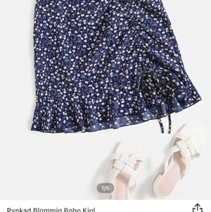 Xs - Den kjolen e för stor för mig och e stlek xs den e helt ny har alltså inte använt den för den e stor