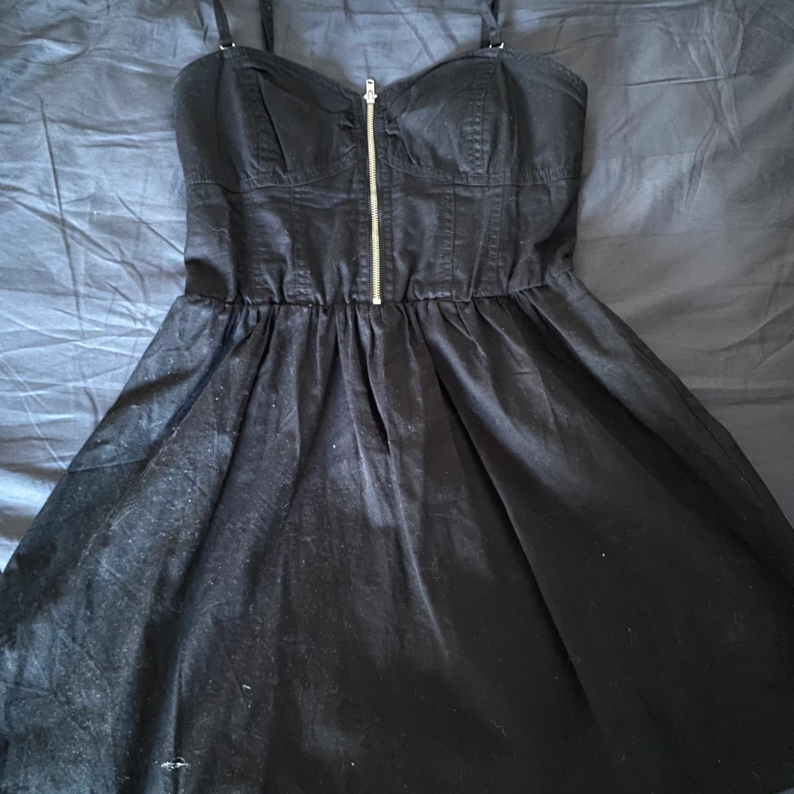 Svart bustier liknande klänning