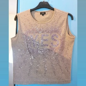 Autentisk vintage 90s no sleeve crop top - Äkta 90 tals vintage.