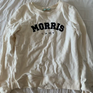 Morris sweatshirt - Sparsamt använd💕, köp direkt för 300