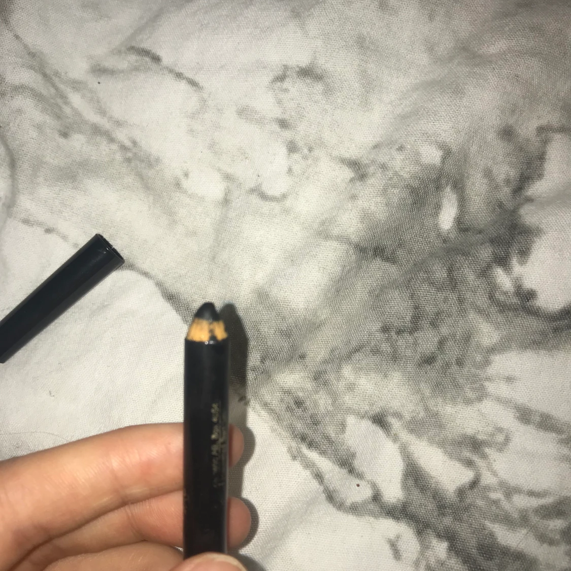 Oanvänd eyeliner  - 90