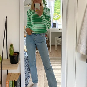 Randig tröja - Superfin randig tröja från Cubus! Helt oanvänd med lappen kvar, köpt för 299💚✨ Köpare står för frakt! 