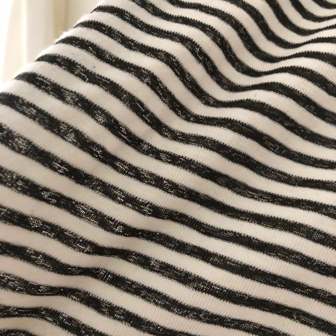 Oversized långärmad från Weekday  - 91