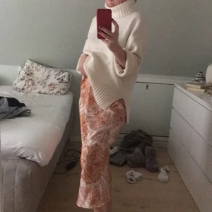 Långkjol - Snygg kjol från Gina Tricot storlek S