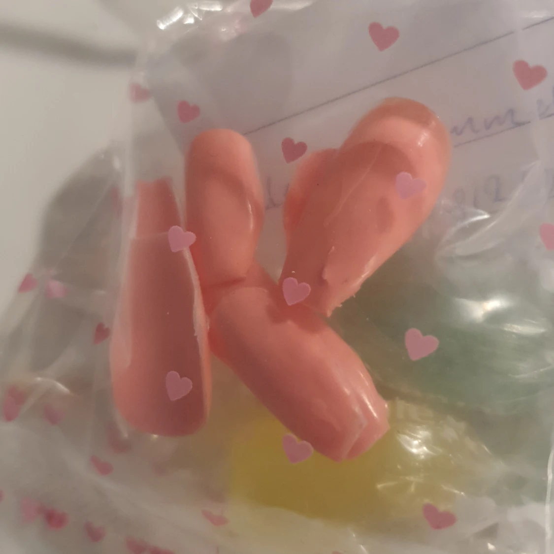 Press on nails  - 90