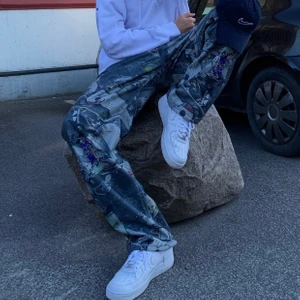 Eyty’s byxor  - Säljs pga för stora! Nypris var 2417kr, ingår frakt. 