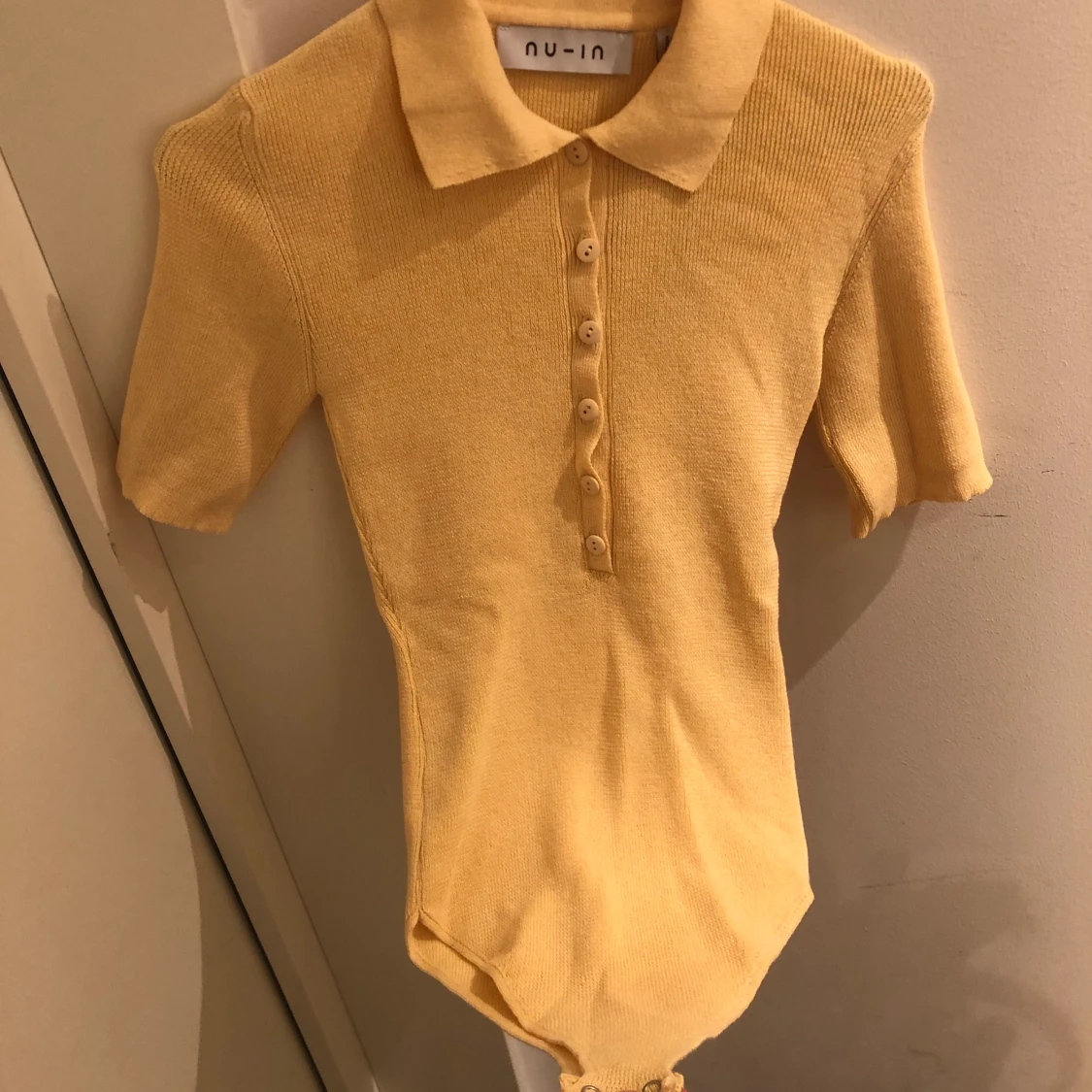 Stickad bodysuit  - 90