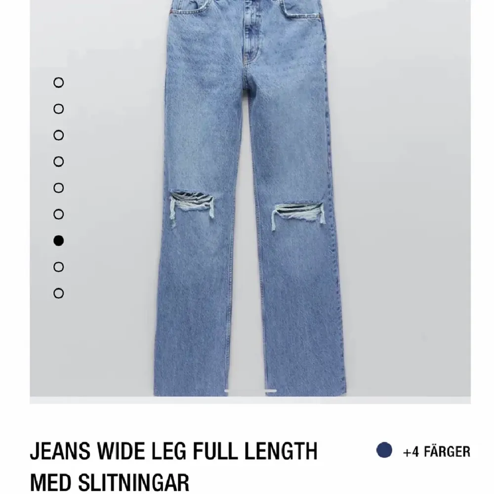 Säljer mina helt nya oandvända jeans från Zara, med lappen kvar! Storlek 32. Säljer för 200kr. Skriv vid frågor💓. Jeans & Byxor.