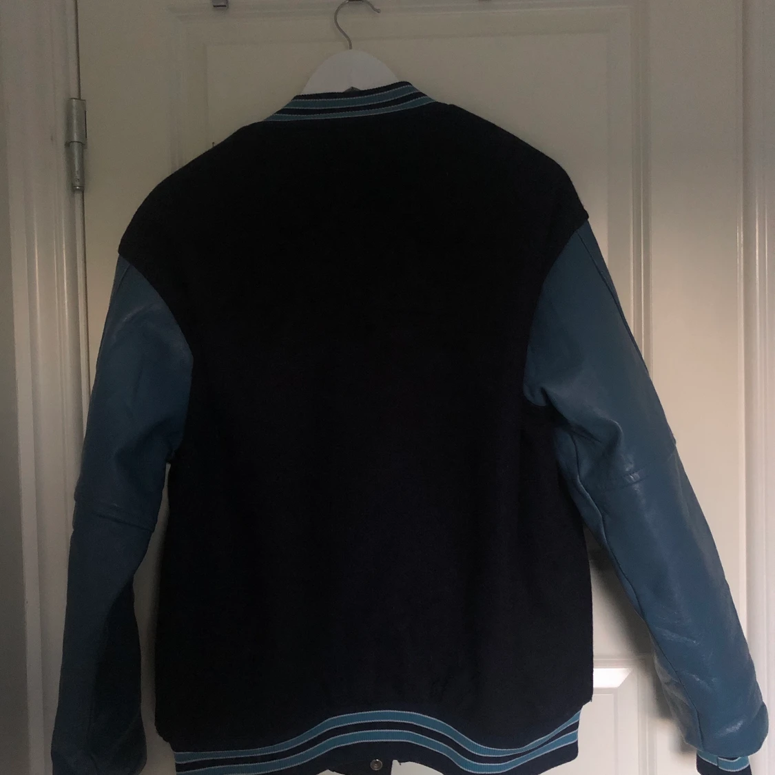 blå basketjacka  - 90