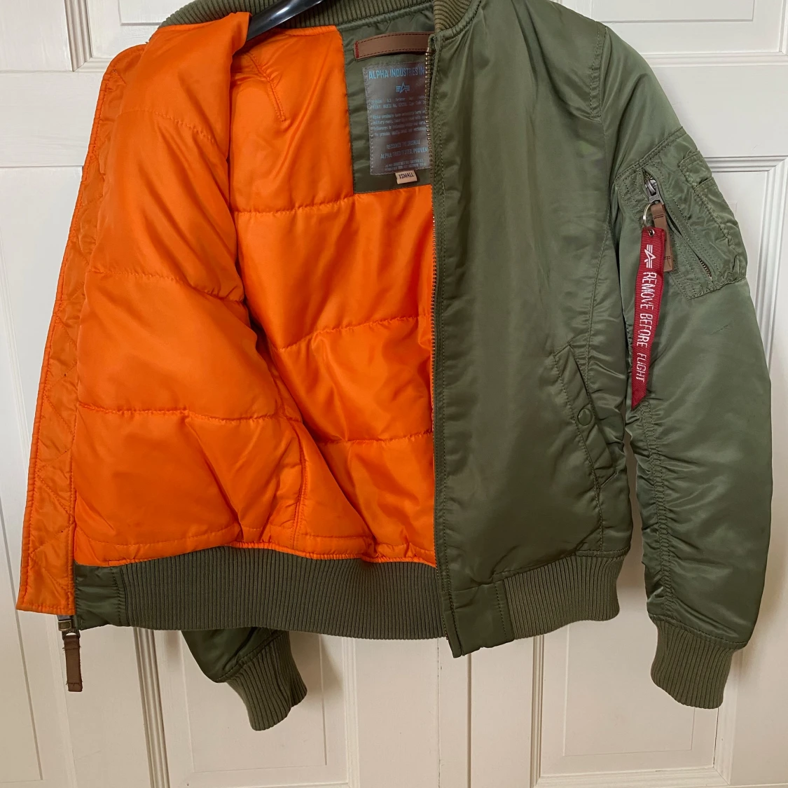 Alpha Industries bomberjacka - 90