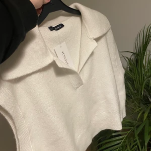 Fin tröja - En jättefin tröja från chiquelle som har kvar prislappen, detta beror på att jag inte har använt den sen jag köpte den💖 skriv privat för frågor, pris går alltid att diskutera😇😇