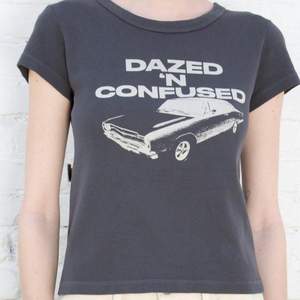 Säljer min dazed and confused tröja! Köpt för 200 den är i nyskick. Säljer den för jag inte har någon användning av den. Osäker på frakt:)