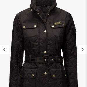 Barbour jacka - vinter jacka - Barbour jacka i super bra skick! Storlek S