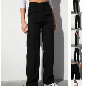 Kostymbyxor madlady - Kostymbyxor från madlady i storlek L32-M. Använda en gång. Mina egna bilder skickas vid intresse. Nypris 499kr mitt pris 230kr+frakt.