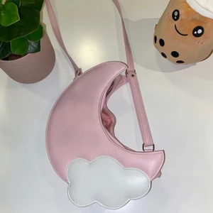 Lolita väska - 🌸Kawaii Lolita moon bag🌸 Aldrig använd❣️