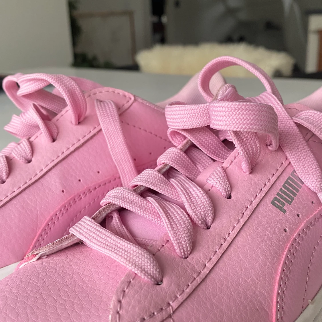 Rosa puma sneakers i strl 38 - 90