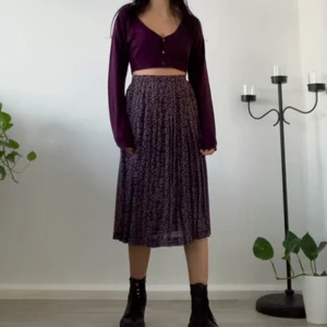 Blommig Midi kjol - Floral midi skirt🦋