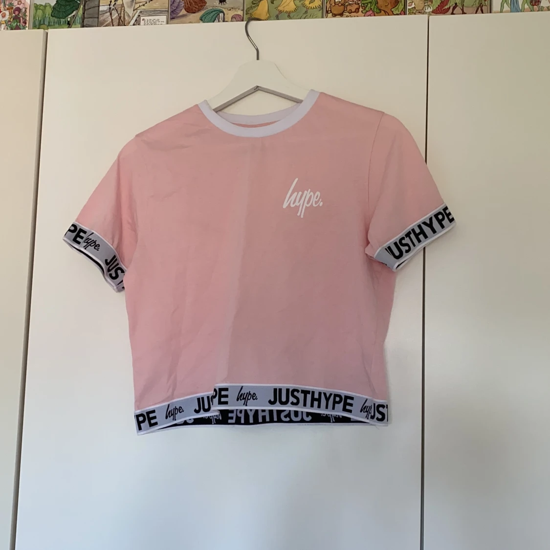 Croptop från Just Hype