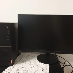 Lenovo data och skärm - Helt ny. funkar som den ska (free frakt)