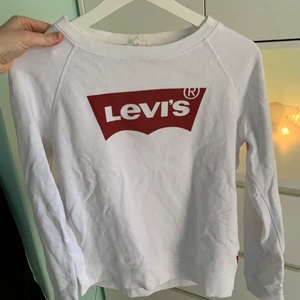 Levis tröja - Mycket skön tröja i bra skick!❤️