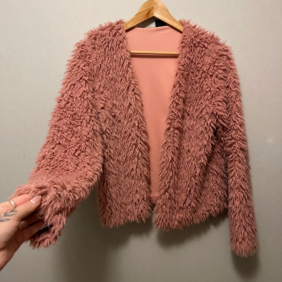 Rosa fluffig jacka/kofta - 90