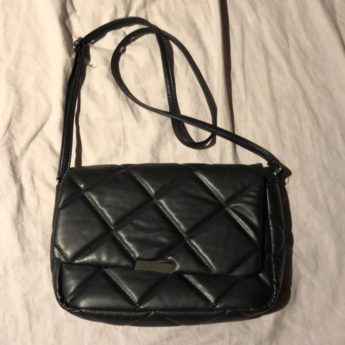 Svart väska - 90