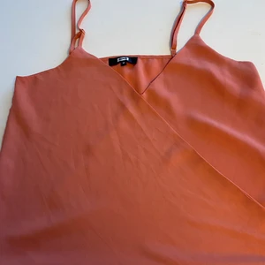 Blus från Bik Bok storlek M - Helt nytt inte andvänt