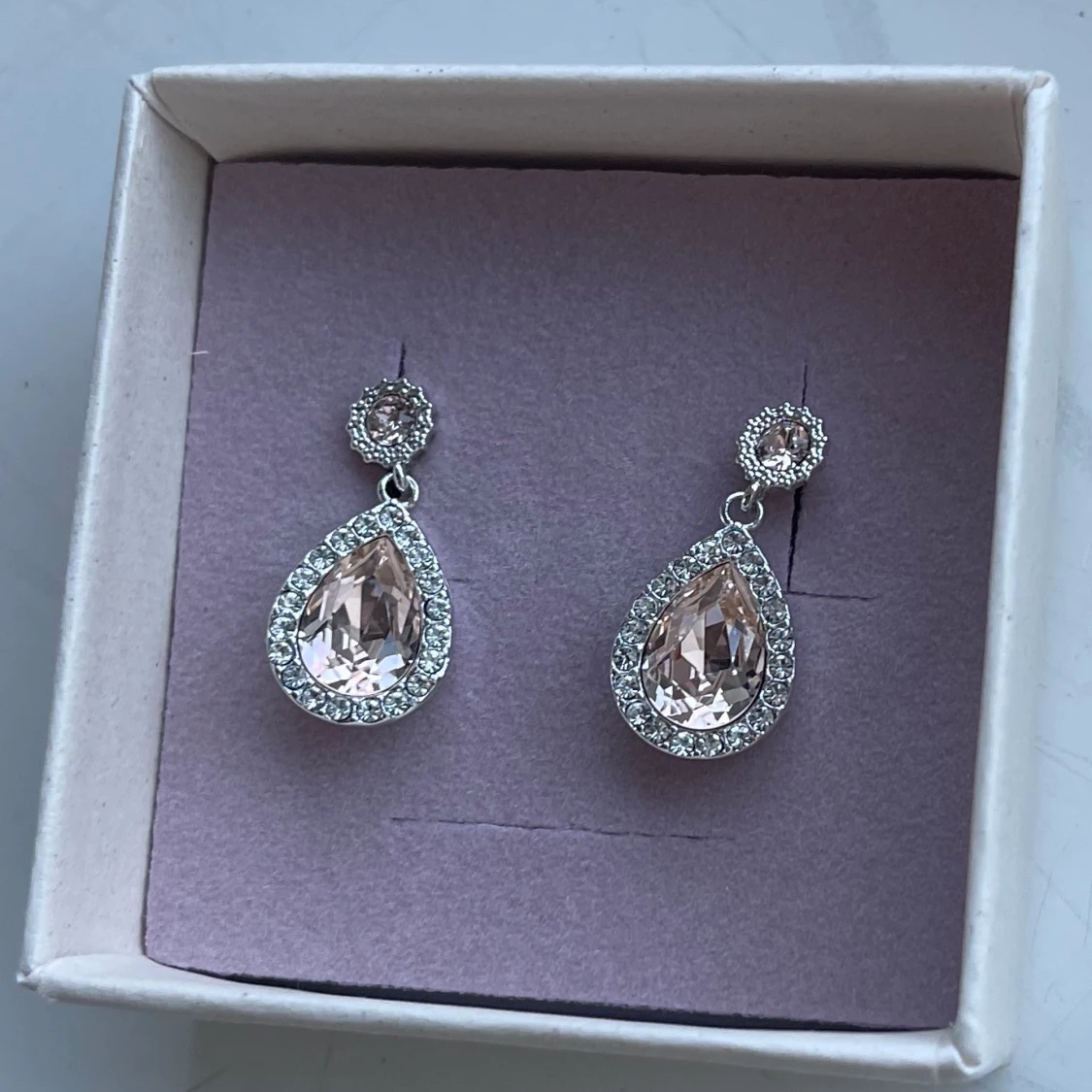 Lily and rose örhängen  - 91