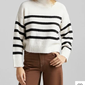 stickad tröja  - säljer denna fina tröja från bershka i storlek M eftersom den inte kommer till användning längre