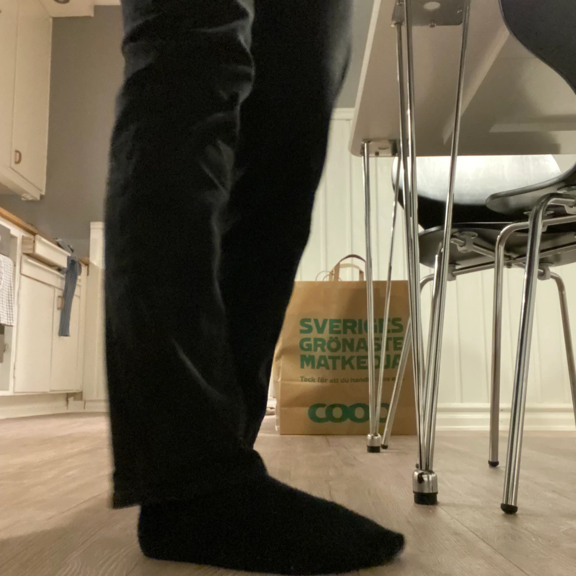 Jeans i storlek 34 - 90