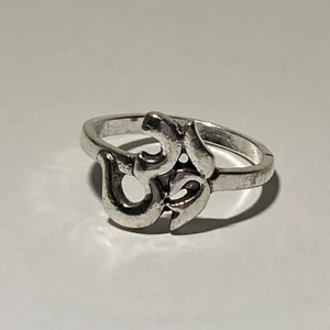 Ring - Silverring inspirerad av “Gravity Falls” tv show.