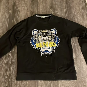 Kenzo Paris - Svart/ Mörkblå Kenzo tröja!🖤 inga tecken på användning 