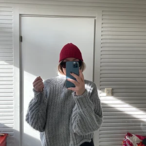 Boomerangmössa  - Ribbad mössa från Boomerang. Varm och go❤️‍🔥 Rundare passform. 