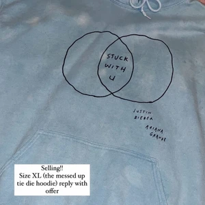 Stuck with u (messed up tie die)  - Ariana grande & Justin Bieber stuck with u tie die hoodie! Den är den första veritionen dem skickade ut som var messed up! 