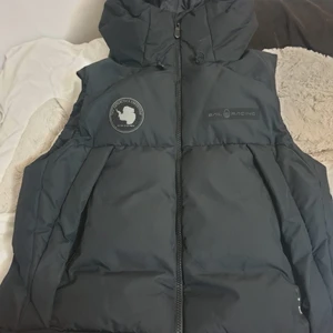 Sail racing väst  - Använd få gånger bra skick 