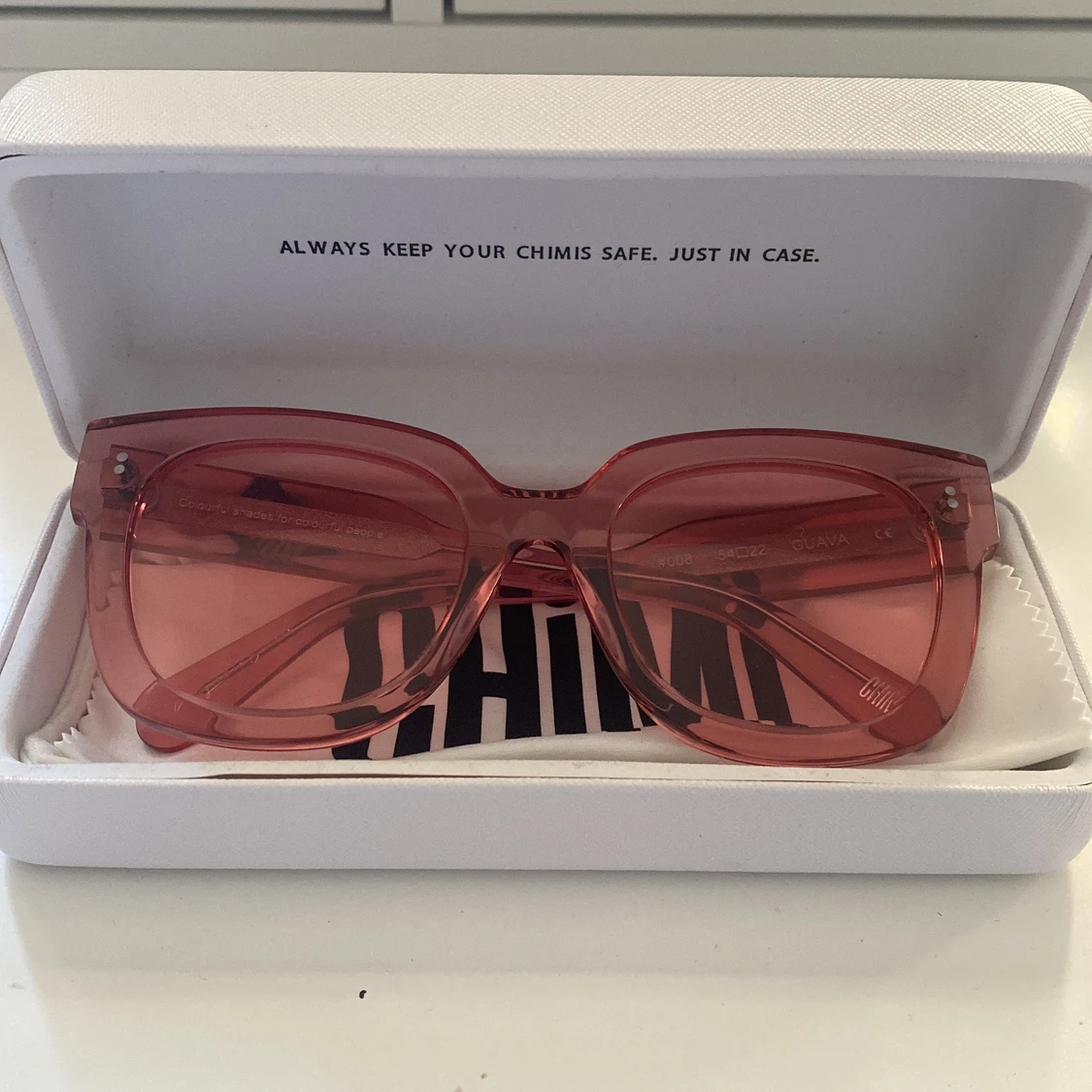 Chimi 008 guava solglasögon 