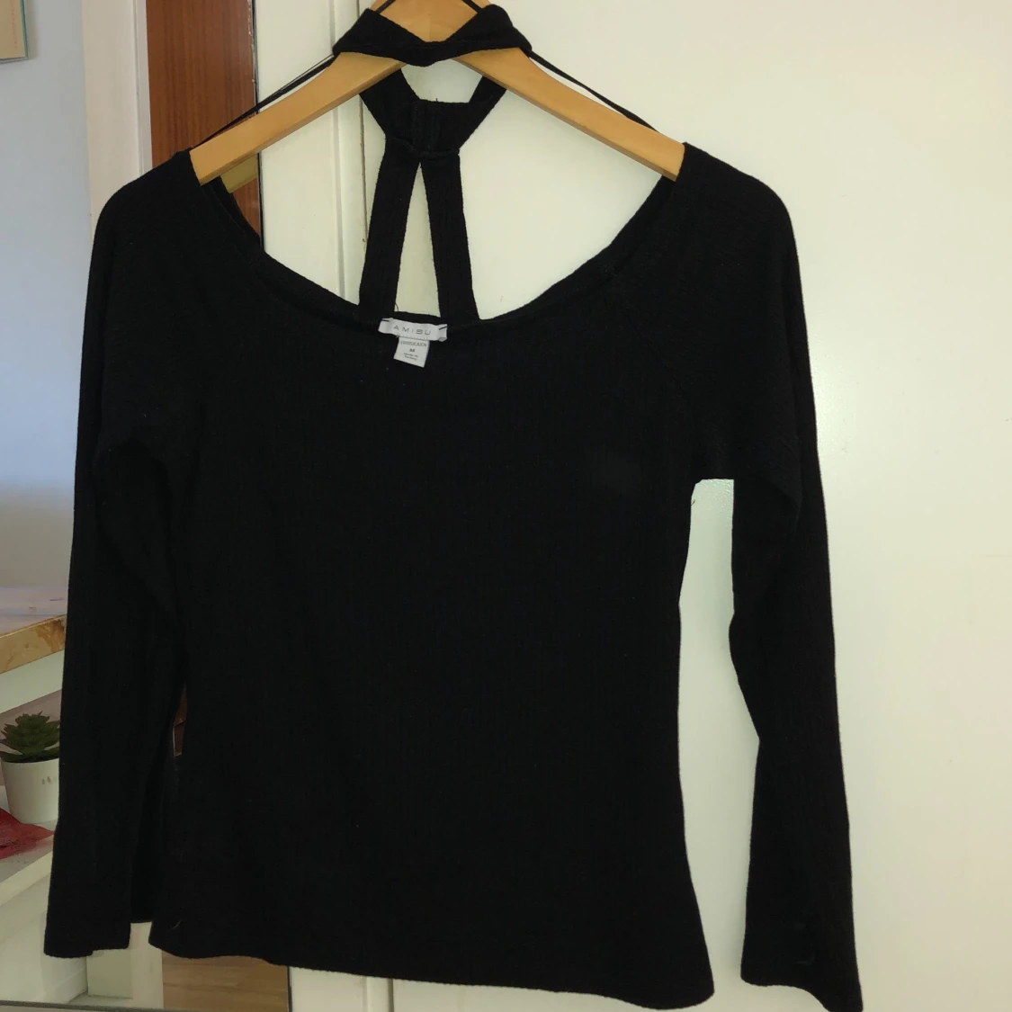 Svart långärmad tröja