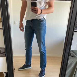 Nudie Jeans  - Nudie Jeans i storlek W32 L32. Använda men i gott skick. Nypris ca 1300kr. Skriv för fler bilder! 