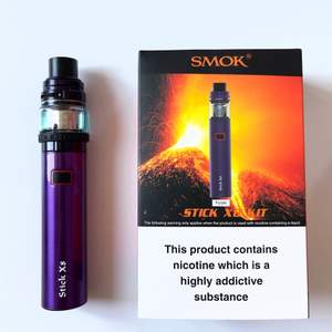 I’m selling my newly bought vape, because I really don’t put it to use. It comes with everything that was in the box (2nd picture) and a half full vape juice bottle for free. Absolutely no defects, leak-proof. The price can be negotiated! (Bought in vapeshop24)Please contact me in English!