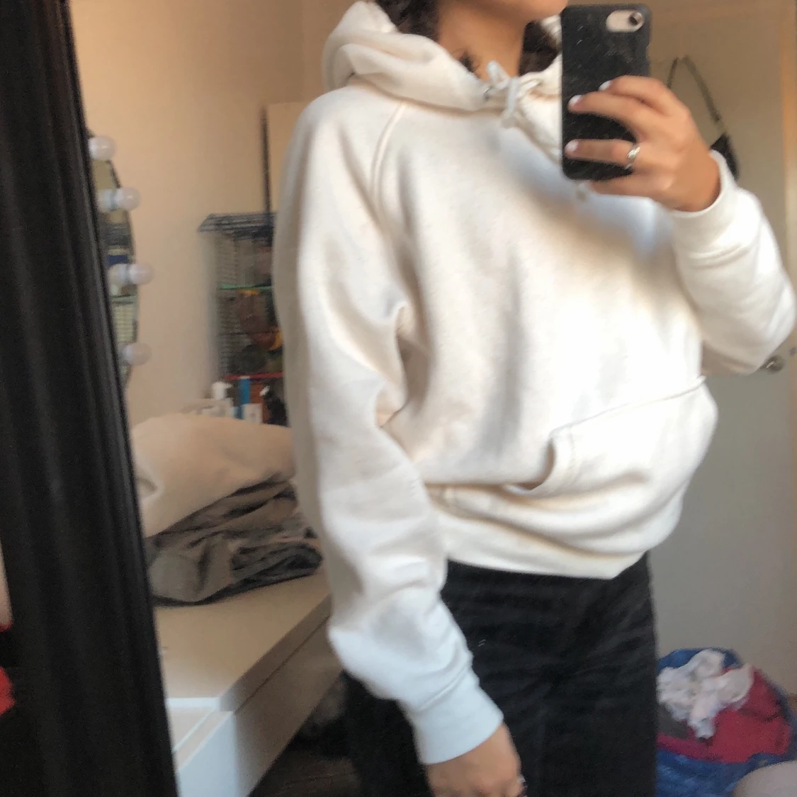 cream vit hoddie från bik bok - 90