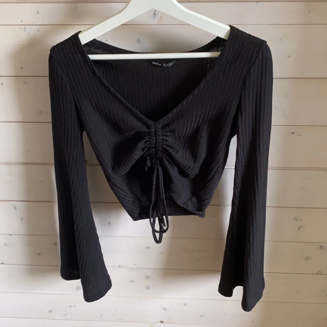 Svart långärmad  - 90