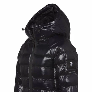 Peak performance jacka - Så fin jacka, kan skicka bilder privat om det skulle önskas men den är i väldigt bra skick. 