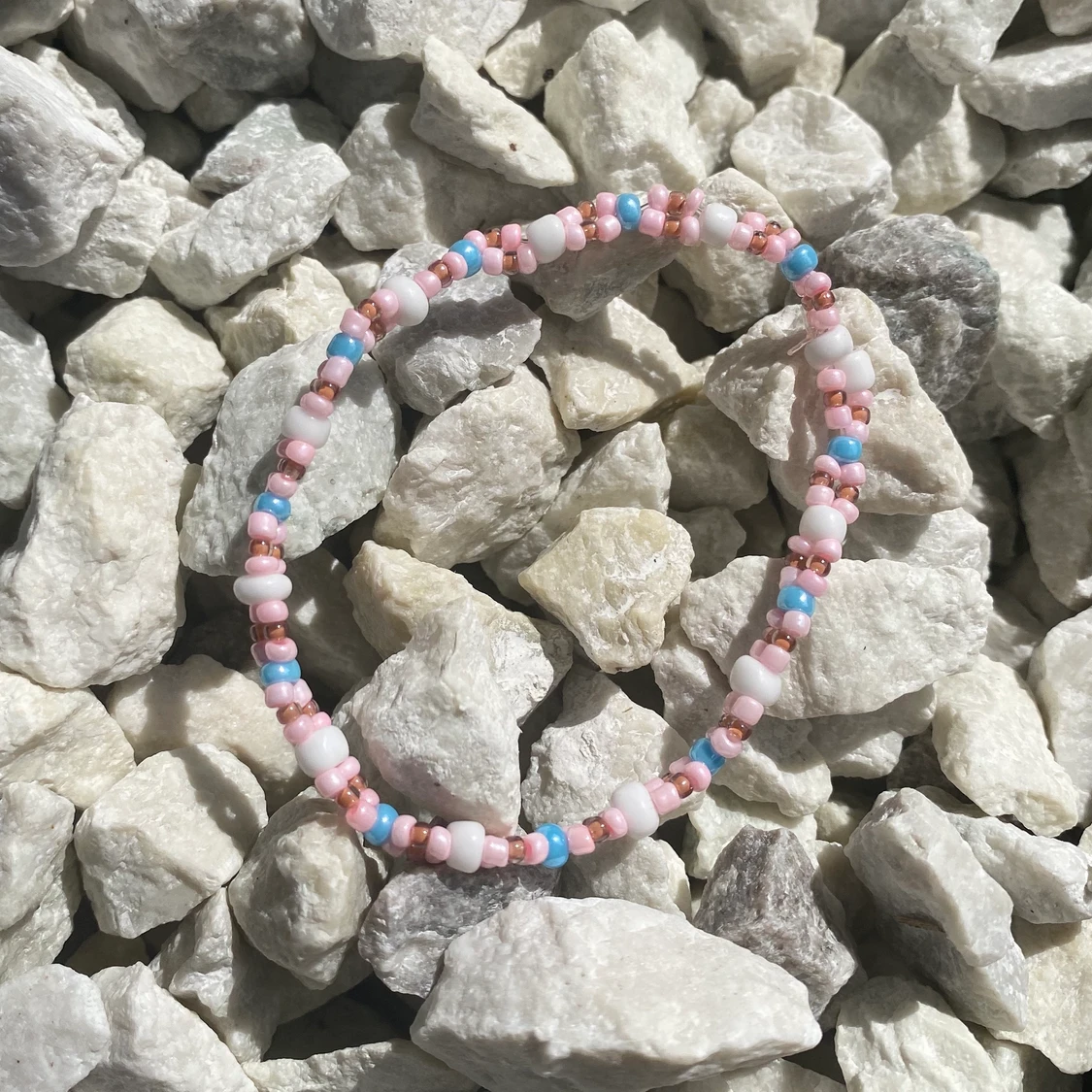 Pärlarmband rosa/blå - 91